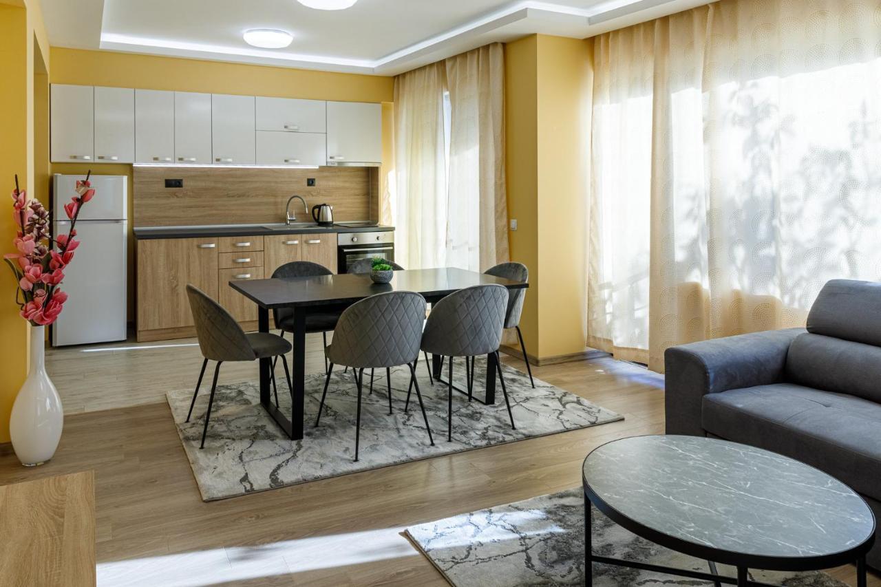 Баня Аква Ризорт Appartement Buitenkant foto