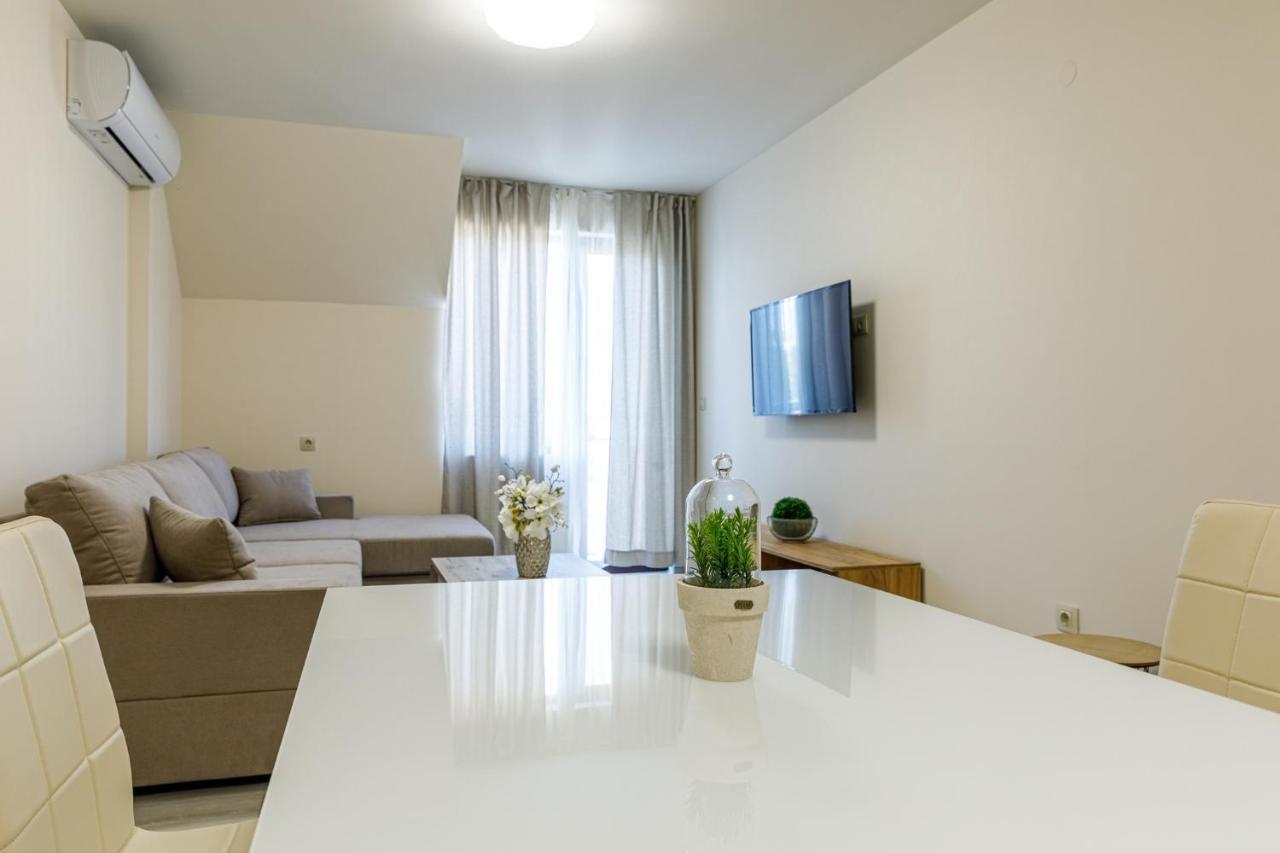 Баня Аква Ризорт Appartement Buitenkant foto