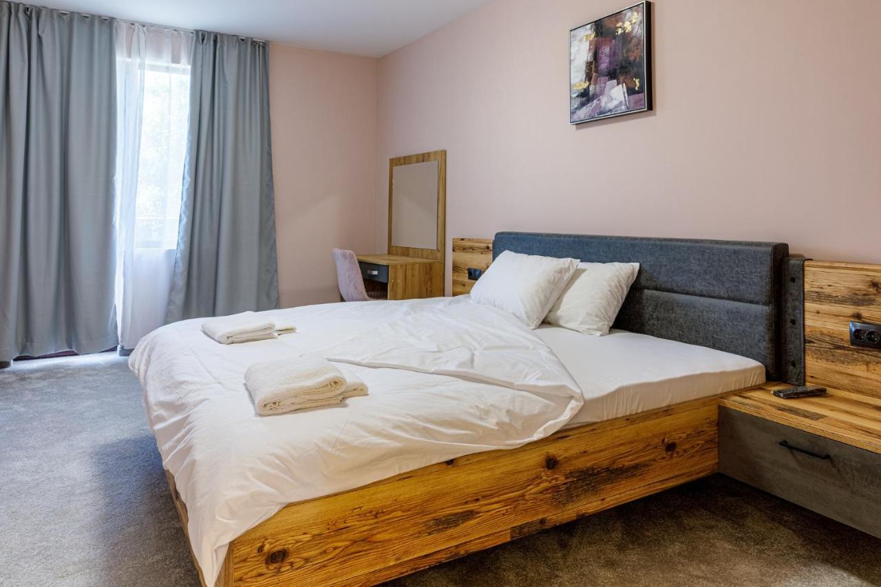 Баня Аква Ризорт Appartement Buitenkant foto
