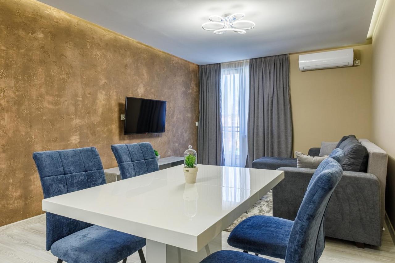 Баня Аква Ризорт Appartement Buitenkant foto