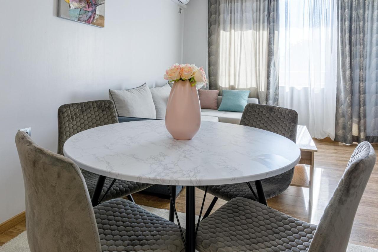 Баня Аква Ризорт Appartement Buitenkant foto