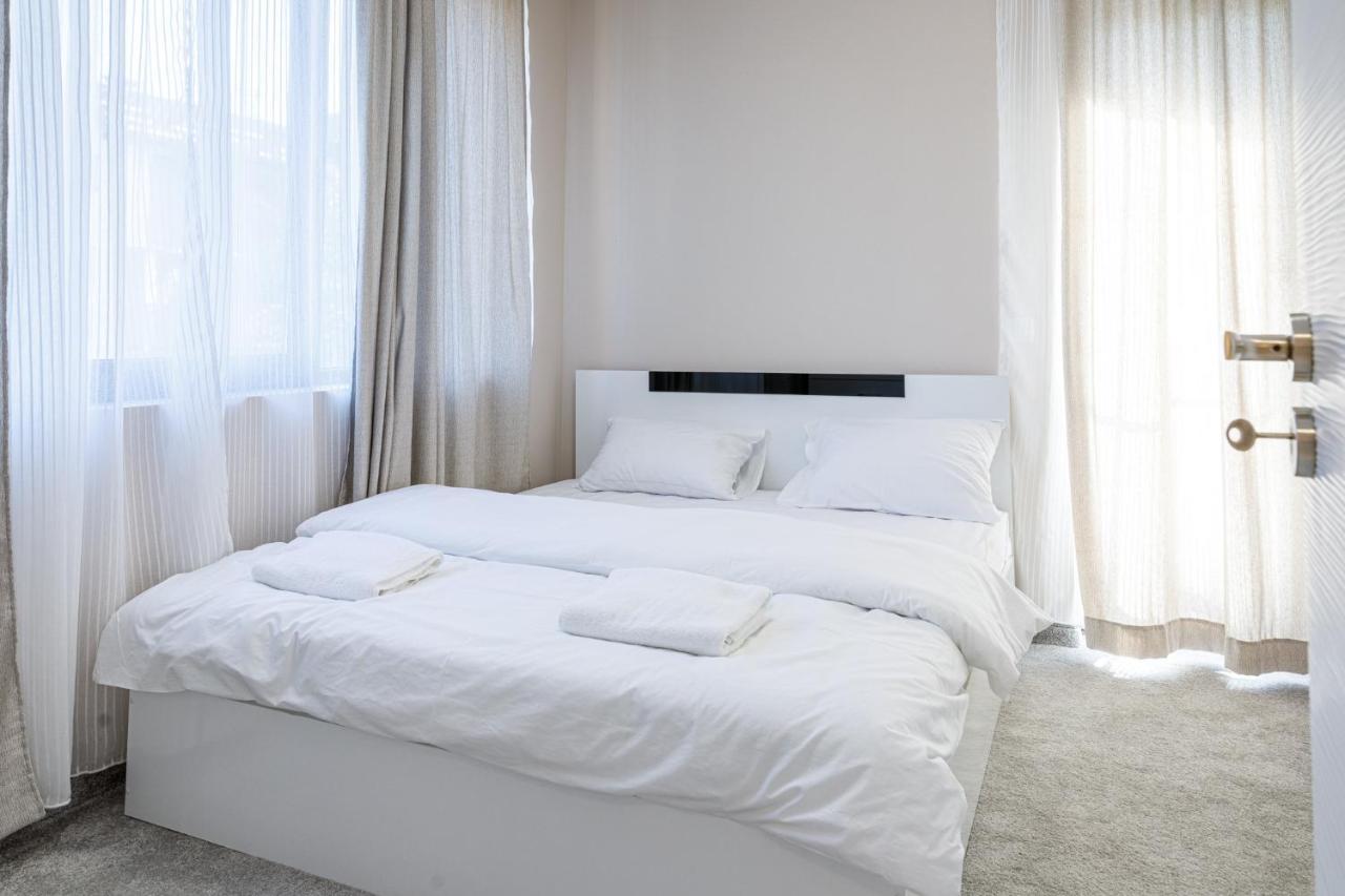 Баня Аква Ризорт Appartement Buitenkant foto