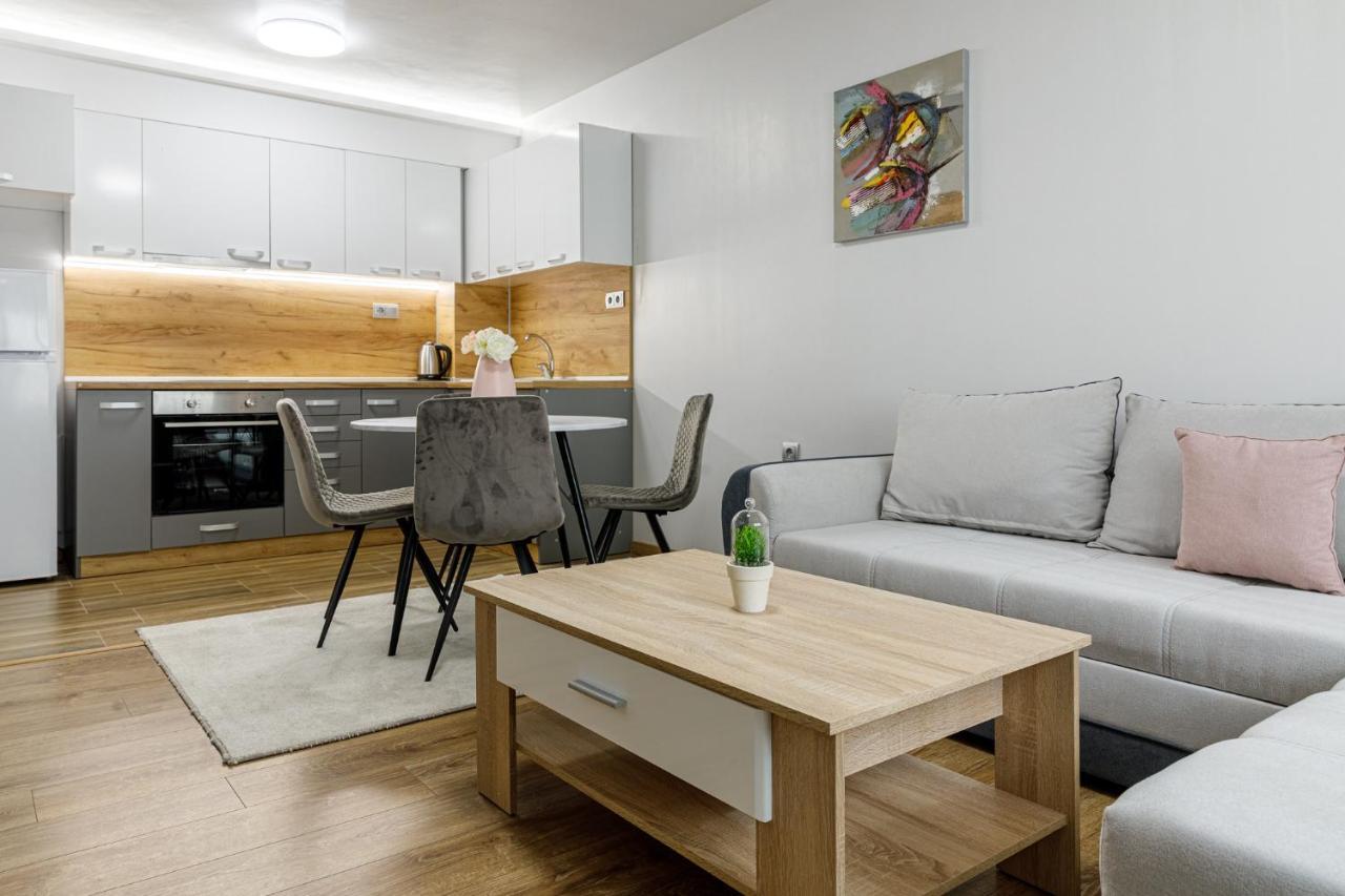 Баня Аква Ризорт Appartement Buitenkant foto