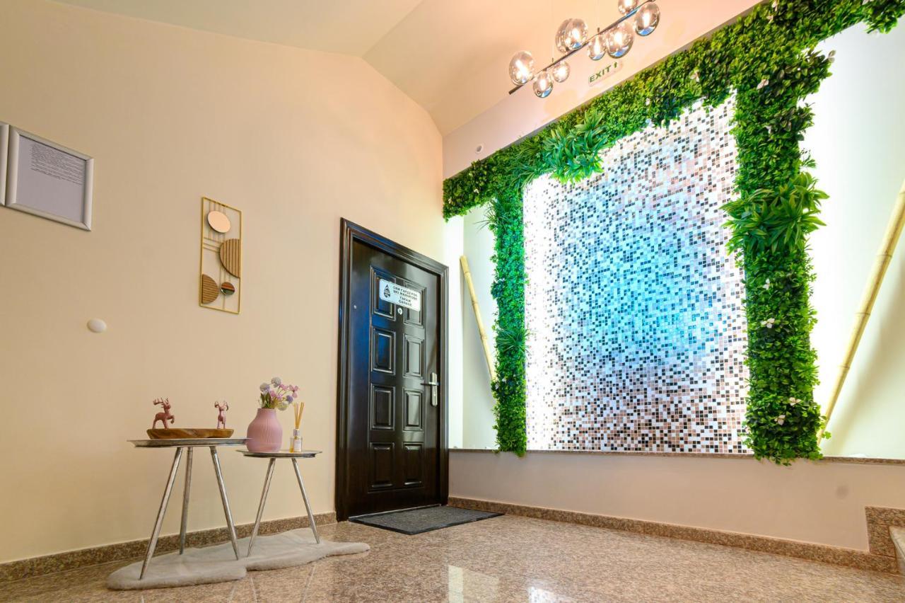 Баня Аква Ризорт Appartement Buitenkant foto