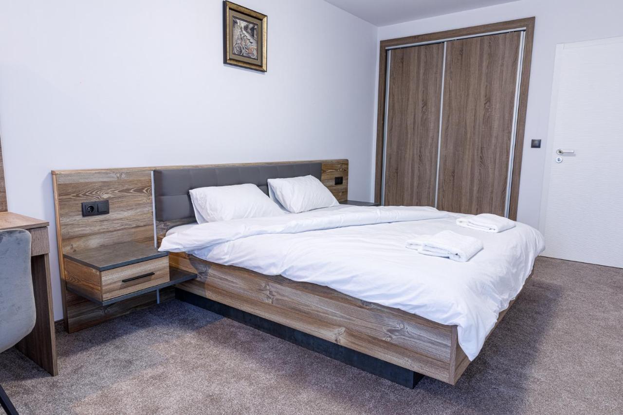 Баня Аква Ризорт Appartement Buitenkant foto
