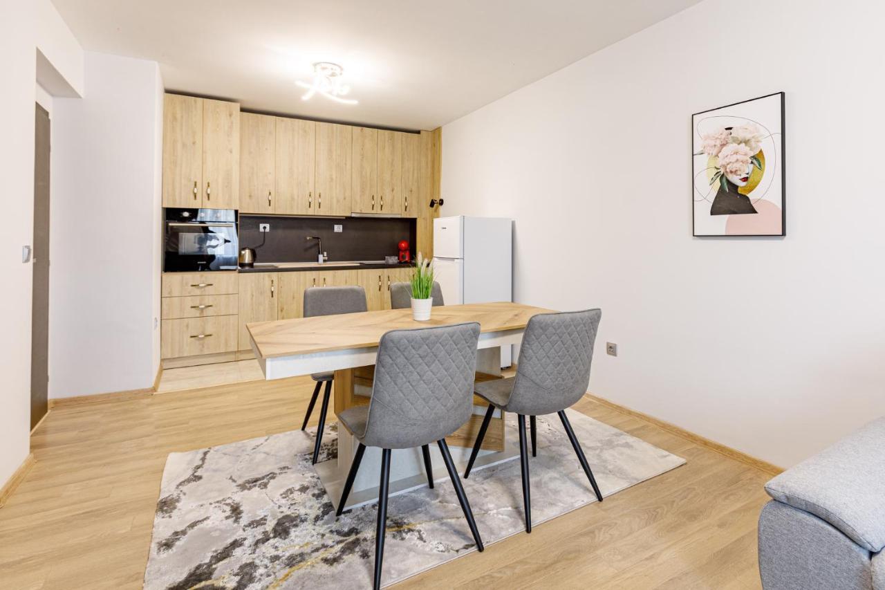 Баня Аква Ризорт Appartement Buitenkant foto