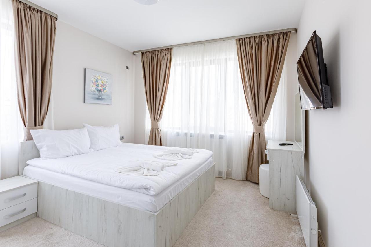 Баня Аква Ризорт Appartement Buitenkant foto