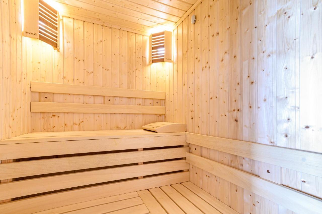 Баня Аква Ризорт Appartement Buitenkant foto
